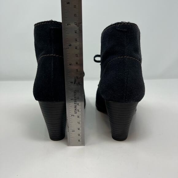 Clarks Booties Women's 8.5M Dark Blue Suede Leather Lace-Up Heel Preppy Romantic - Picture 8 of 11